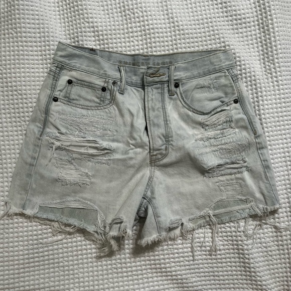 Distressed American Eagle denim shorts - Picture 1 of 5